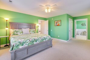 5 bedrooms, desk, iron/ironing board, Internet - Waterfront Oak Island Home w/ Dock (Oak Island)