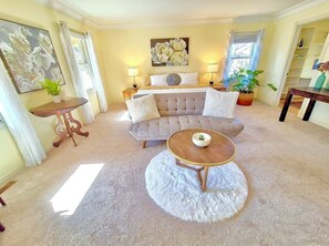 Deluxe Apartment, Kitchenette - Where the Sidewalk Ends (Niagara-on-the-Lake)