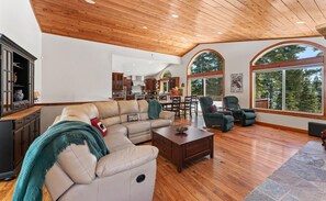 House, Multiple Beds (Tahoe Haven) | Living area - Tahoe Haven (Carnelian Bay)