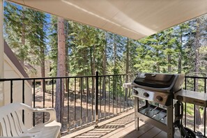 House, Multiple Beds (Lake Escape) | Property grounds - Lake Escape (Carnelian Bay)