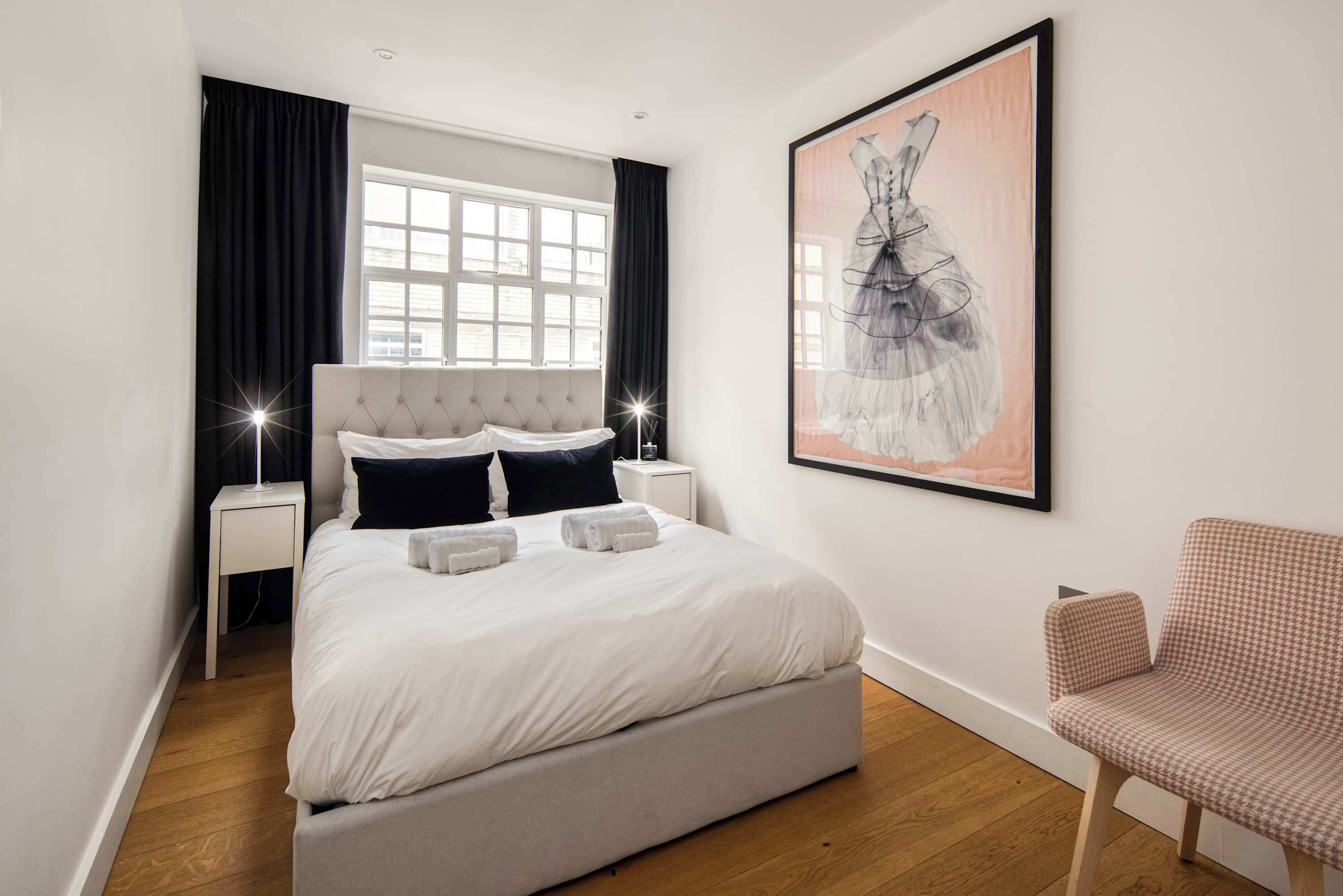 3 Schlafzimmer, Schreibtisch, Bügeleisen/Bügelbrett, Reisekinderbett