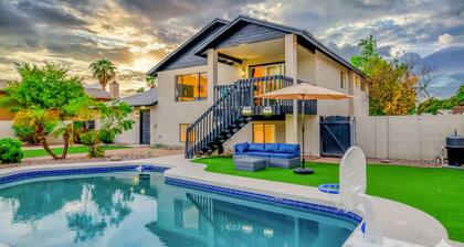 Your Home Away from Home: Free Heated Pool, Games, Western, BBQ, Lux Home