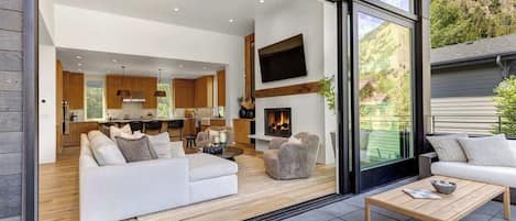 TV, fireplace, offices