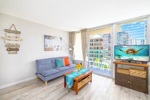 apartman, 1 hálószobával, kilátással a városra (0064) | Nappalirész