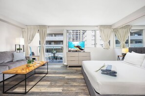 1 habitación, decoración personalizada y muebles diferentes 