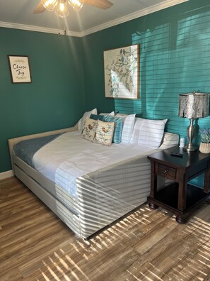 2 bedrooms, free WiFi, bed sheets