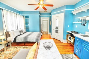 1 bedroom, desk, iron/ironing board, free WiFi