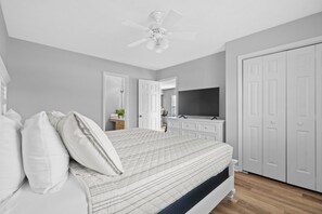 2 habitaciones, tabla de planchar con plancha, wifi y ropa de cama