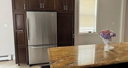 Charming 2-bedroom apartment with AC, WiFi in lovely Jersey City