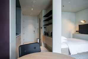 1 bedroom, iron/ironing board, free WiFi, bed sheets - 2605 Upside Living | Studio (Dubai)