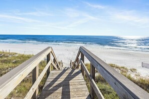 Beach nearby - Heavenly Daze by Stay on 30a (Seagrove Beach)
