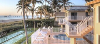 Apartment Steps from the Beach!