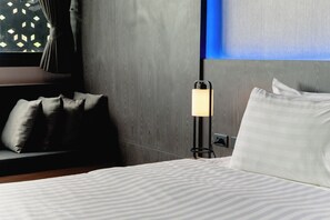 Premium bedding, free minibar, in-room safe, individually decorated - Happy Hotel Ao Nang Krabi (Krabi)
