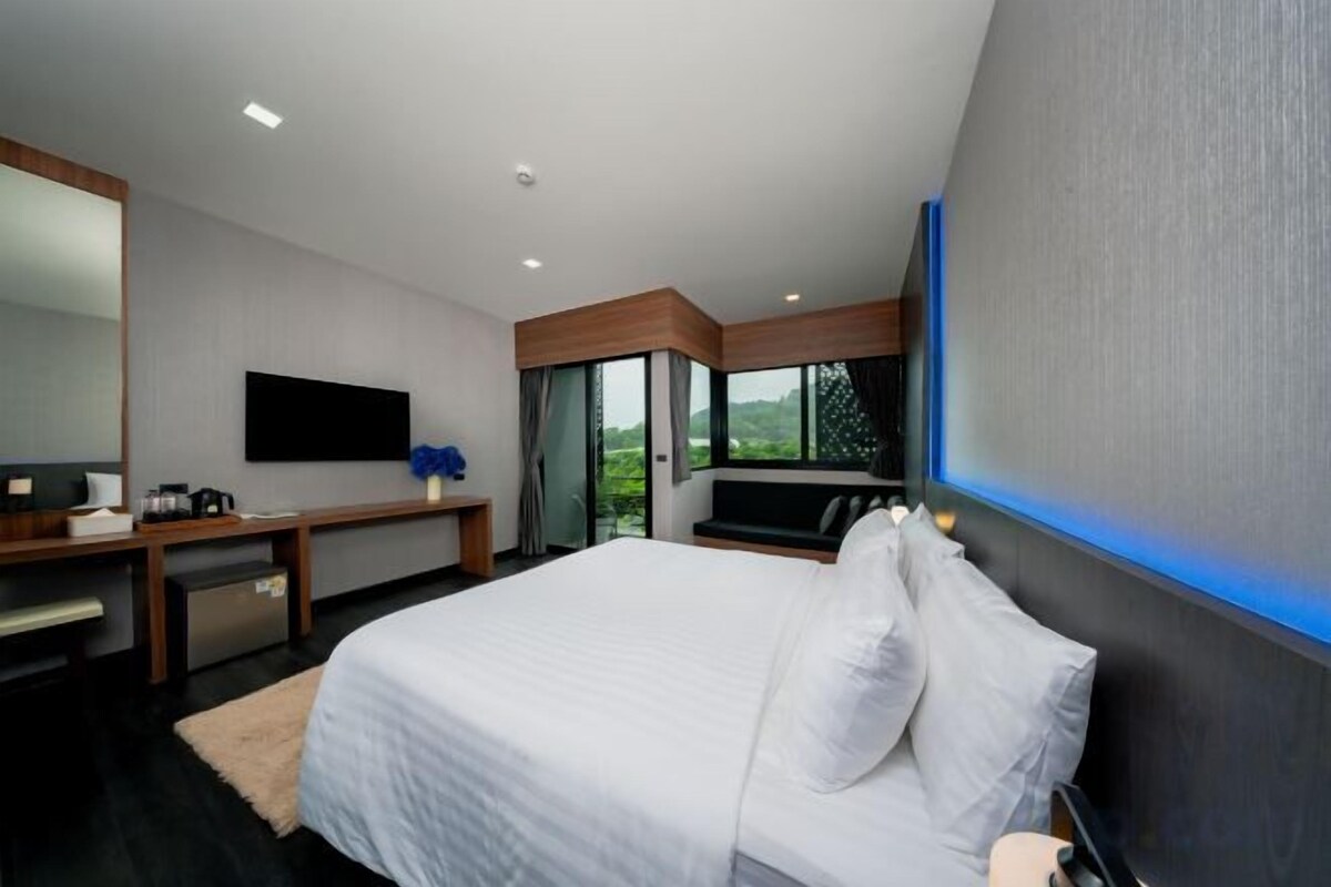 Deluxe Double with Balcony
