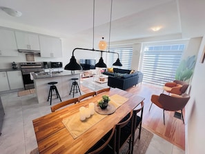 Interior - Brand New Luxurious & Cozy 4Beds + 2.5Bathrooms Townhouse (Oshawa)