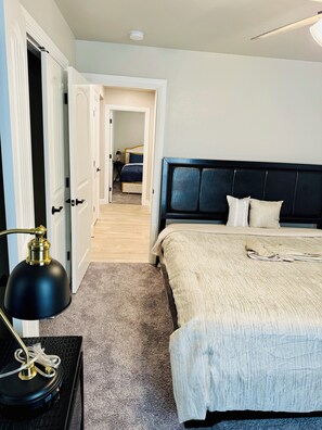 3 bedrooms, iron/ironing board, WiFi, bed sheets