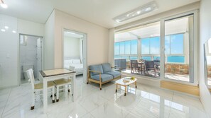 Basic Room, 1 Bedroom (Ocean View Room 301 (Swimming Spa)) | 1 bedroom, free WiFi - Yeosu Stay Raonpine Spa Pension (Yeosu)