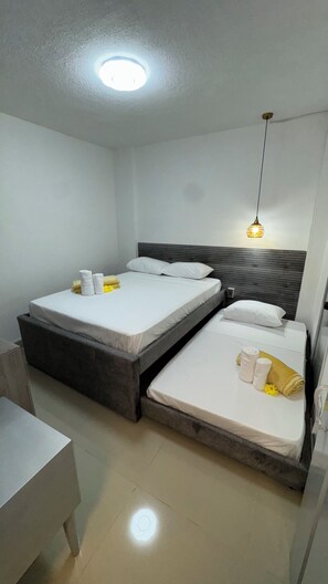 2 bedrooms, WiFi, bed sheets