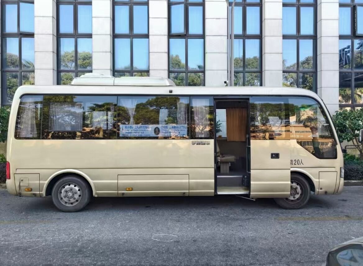 Photo - JI Hotel Shanghai Pudong Airport East Station - Pudong Airport Free Shuttle Bus