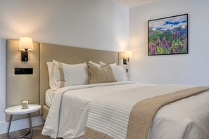 Een strijkplank/strijkijzer, gratis wifi, beddengoed