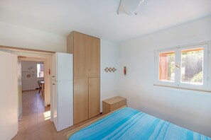1 quarto