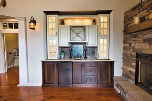 Interior - Vista Del Mar House: Steps to Cocoa Beach & Family Fun! (Cocoa Beach)