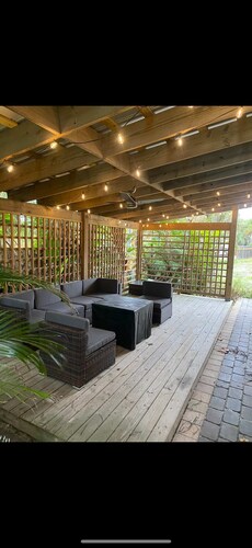 Vista Del Mar House: Steps to Cocoa Beach & Family Fun!