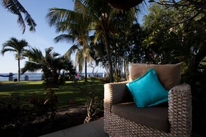 Deluxe-Villa, Meerblick | Terrasse/Patio