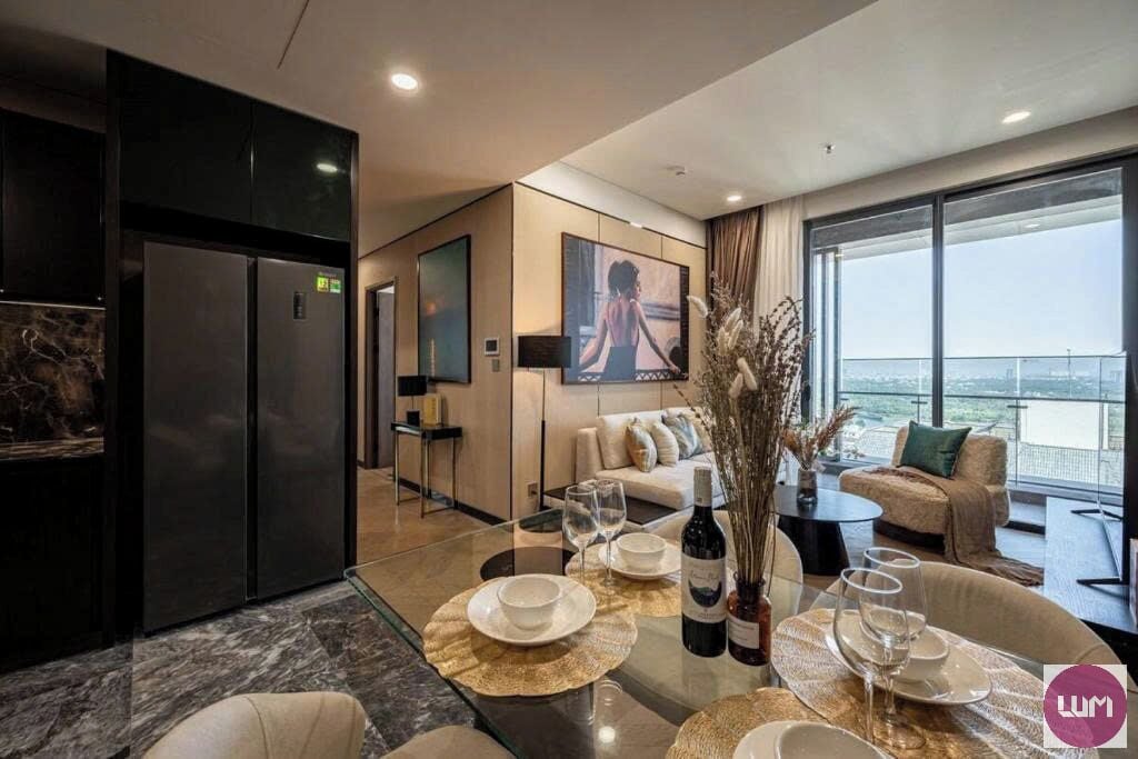 Futbolito, libros, biblioteca de música