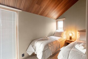 3 habitaciones, escritorio, cuna de viaje y wifi gratis 