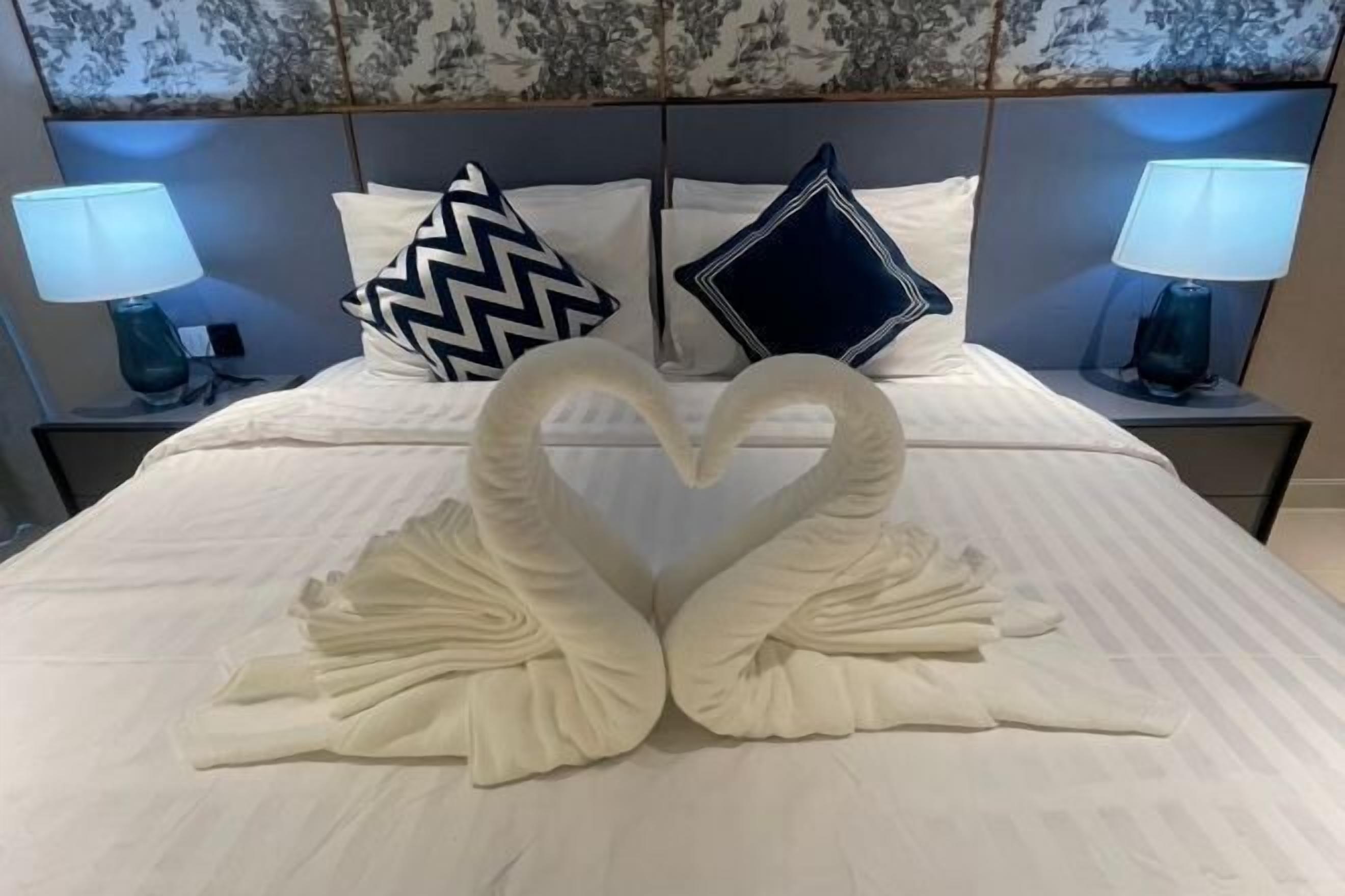 Egyptian cotton sheets, premium bedding, Select Comfort beds