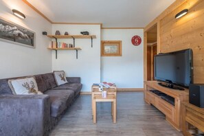 TV, stereo