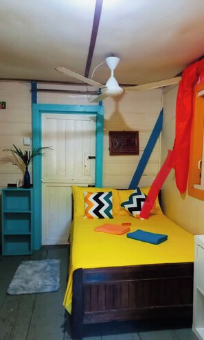 3 bedrooms, WiFi, bed sheets