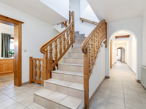 Spacious apartment in the center, garden & sauna