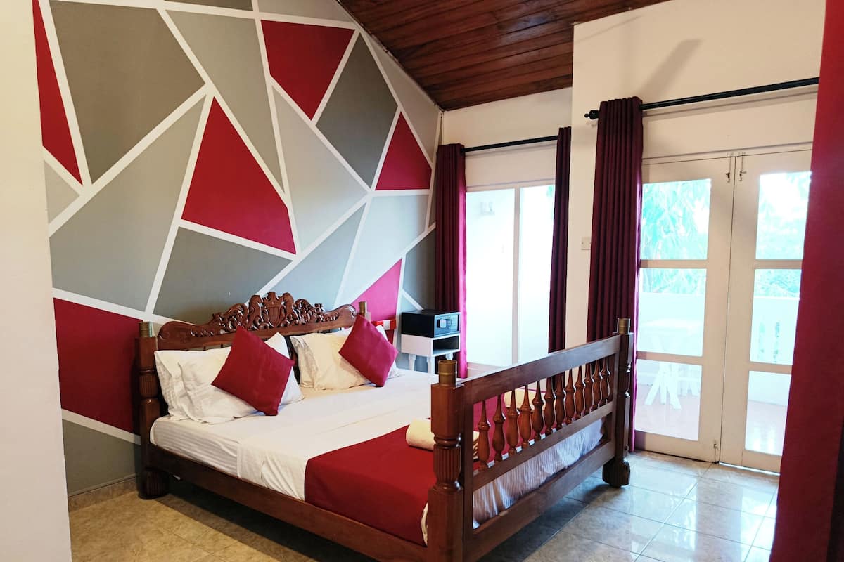 Deluxe Double Room, Terrace | In-room safe, free WiFi, bed sheets