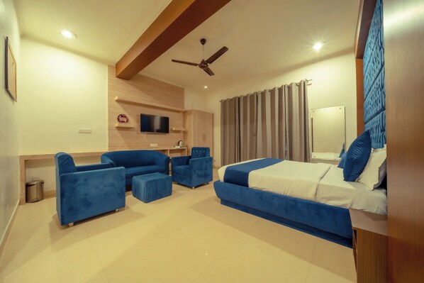 Basic Suite, 1 King Bed
