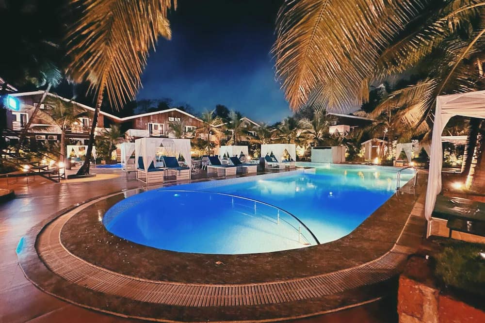 Raya Resorts