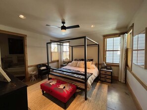 3 bedrooms, iron/ironing board, free WiFi, bed sheets - Chalet Sopris (Crested Butte)