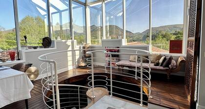 Villa ONGIZATEA Maison d'Architecte avec piscine Ă 10 minutes de St Jean de Luz