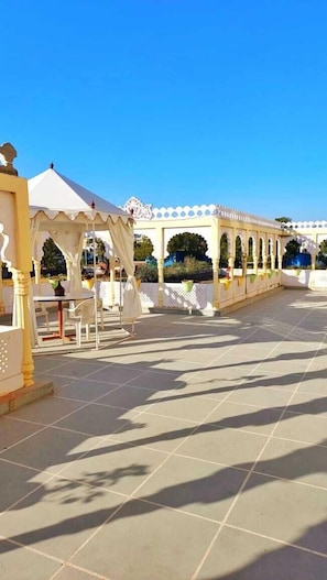 Rooftop terrace - The Vaag Udaipur A Luxury Pool Villa in Udaipur (Udaipur)