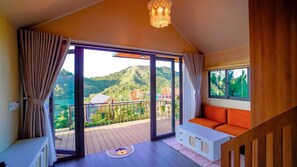 Family Room, Lake View | Free WiFi - EVA VILLAGE (Gia Nghia)