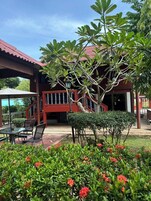 Fachada de la propiedad