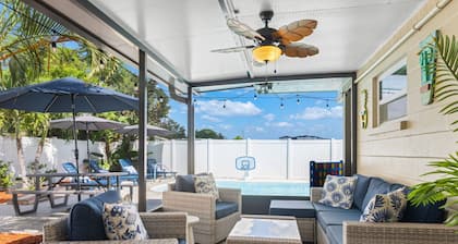 7 Min to Beach ~ Pool, BBQ & Games Getaway