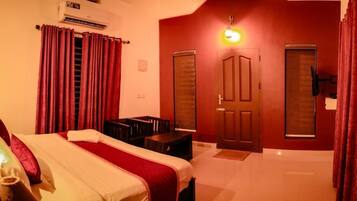 Habitació Deluxe, vistes al jardí | Habitacions insonoritzades i wifi gratuïta