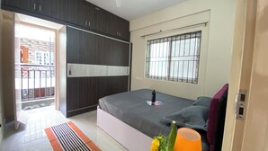 Unclassified image, 5 of 6, button - C Suites - Fallon (Bengaluru)