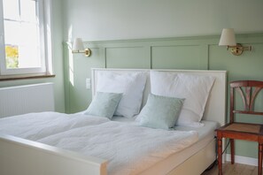 5 室のベッドルーム、アイロン / アイロン台、WiFi (無料)、ベッドシーツ