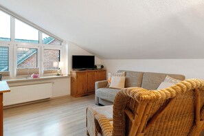 Télévision, chaîne hi-fi