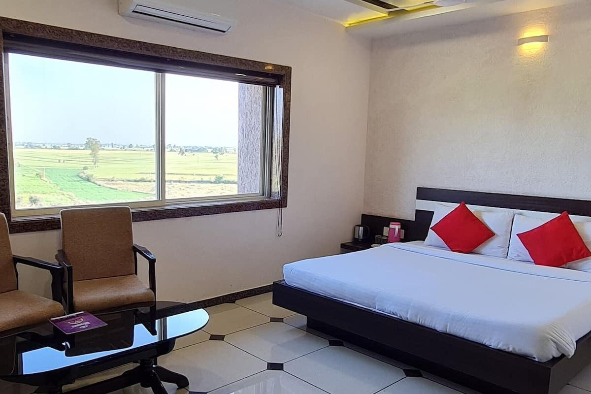 Deluxe Room, Garden View