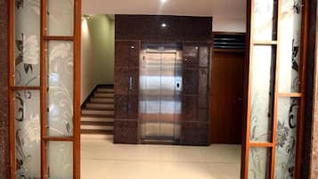 Zona de estar del vestíbulo