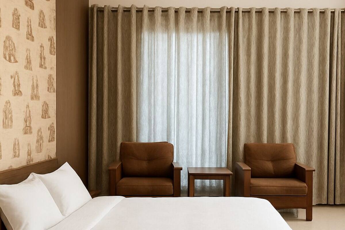 Deluxe Single Room | 1 bedroom, desk, iron/ironing board, free WiFi